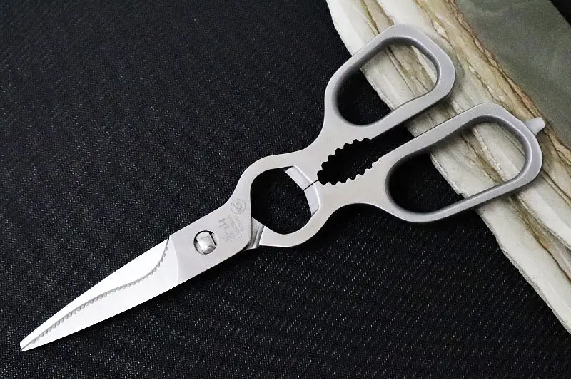Cangshan D-Shape 9" Utility Kitchen Shears – Stainless Steel, Includes Blade Holder (1021233) 1