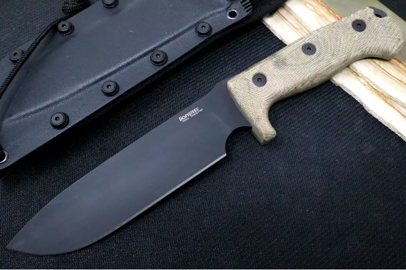 Lionsteel M7 Fixed-Blade Hunting Knife – Black Blade, Green Canvas Micarta Handle 1